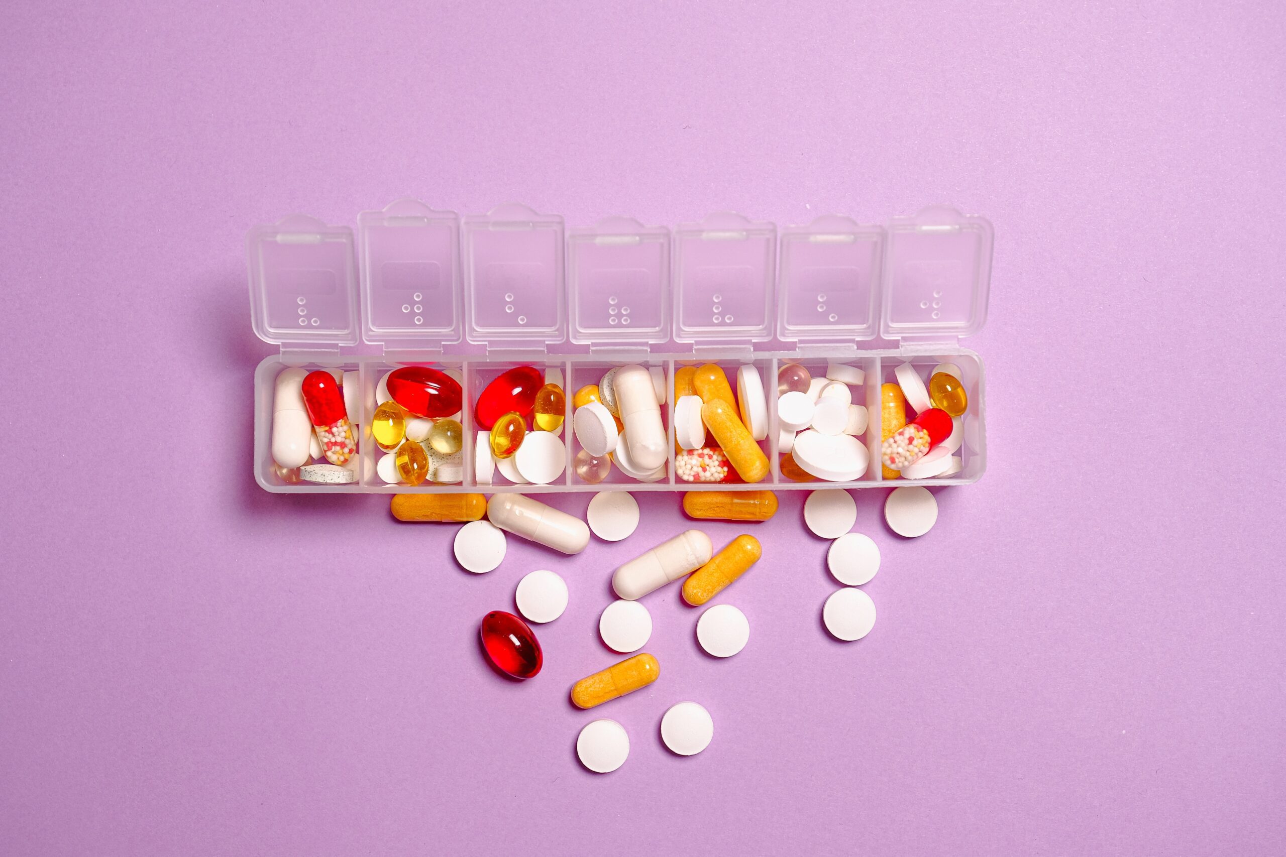 Photo by Anna Shvets: https://www.pexels.com/photo/clear-plastic-container-and-medicine-capsule-3683051/